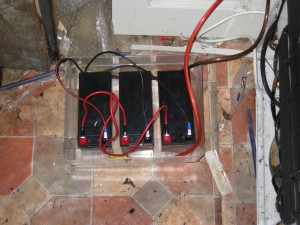 Batteries for FrankenUPS in an old freezer tub